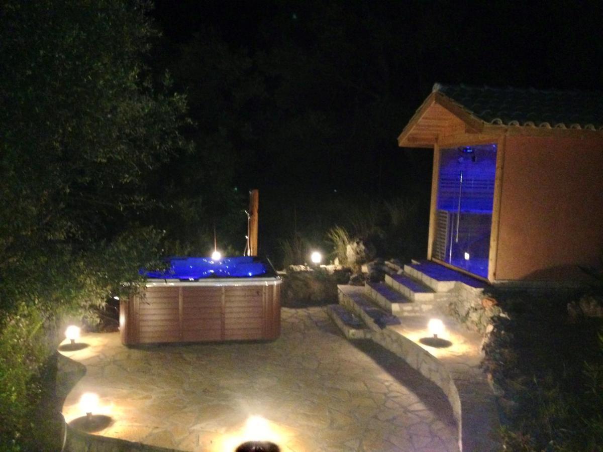 Villa Nautique - Waterfront Sivota  Exterior photo