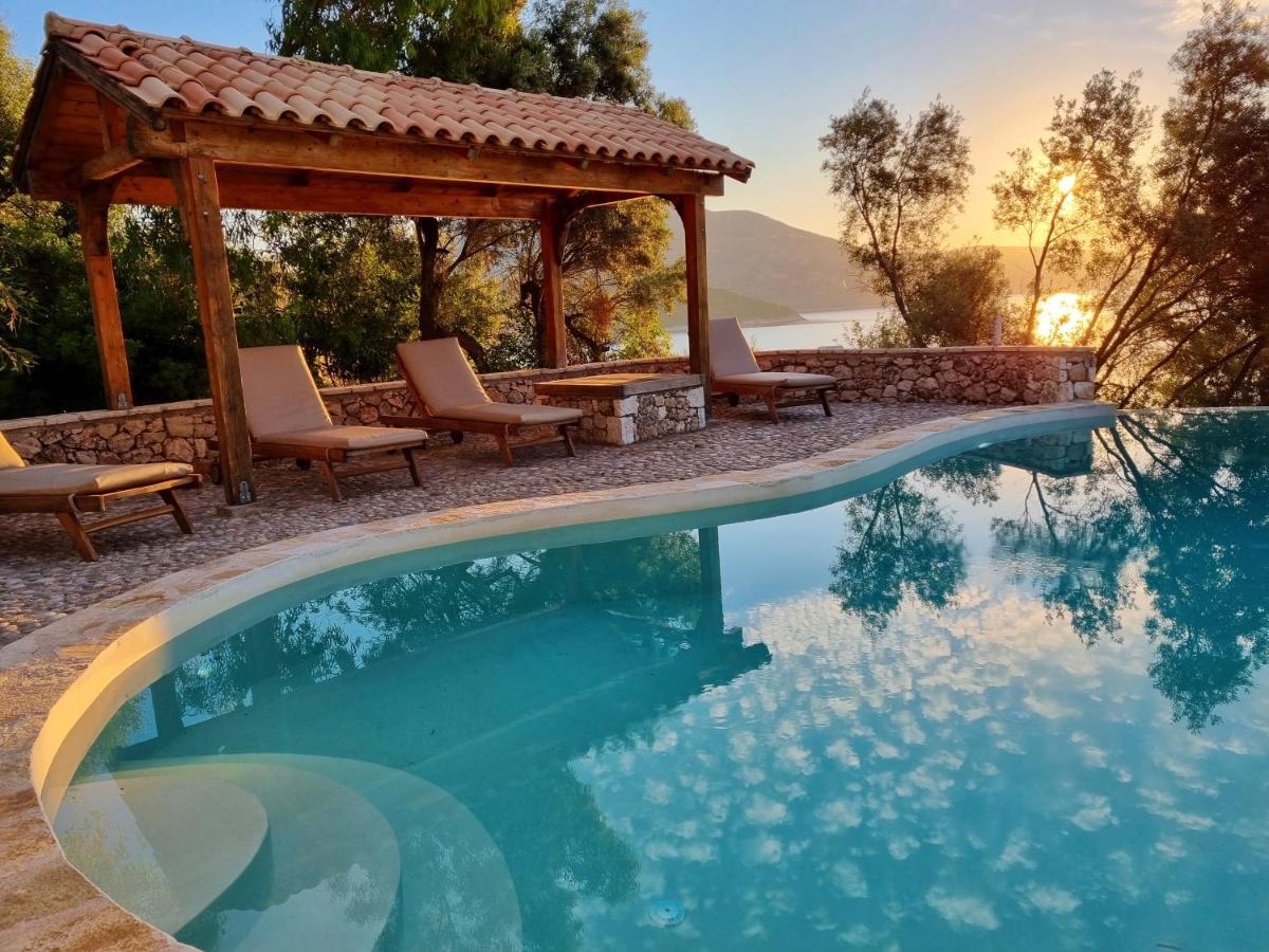 Villa Nautique - Waterfront Sivota  Exterior photo